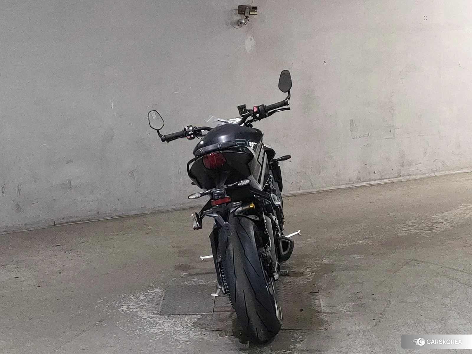 Проданный Triumph STREET TRIPLE 765 RS 2026 из Японии, фото 2