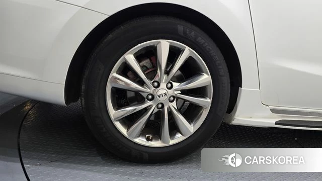 Kia The New Carnival id 4605161 из Кореи 28