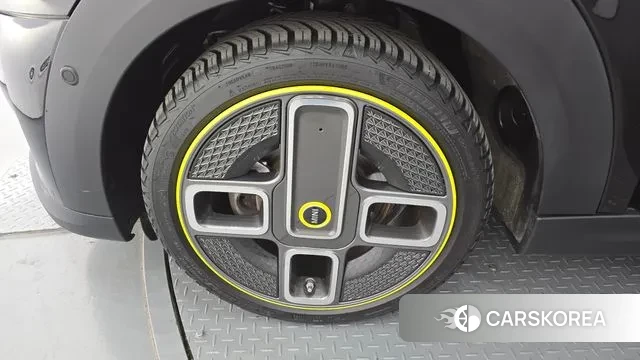 Mini Cooper Electric id 3181061 из Кореи 15