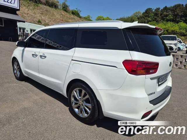 Kia The New Carnival id 2684246 из Кореи 15