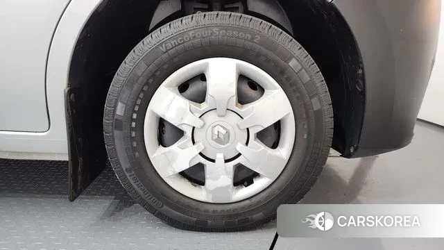 Renault Korea (Samsung) Master id 3765539 из Кореи 15