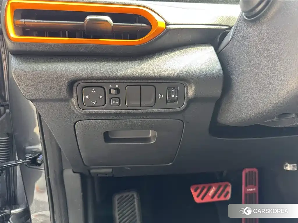 Chang'an Changan UNI-T id 4538961 из Китая 33