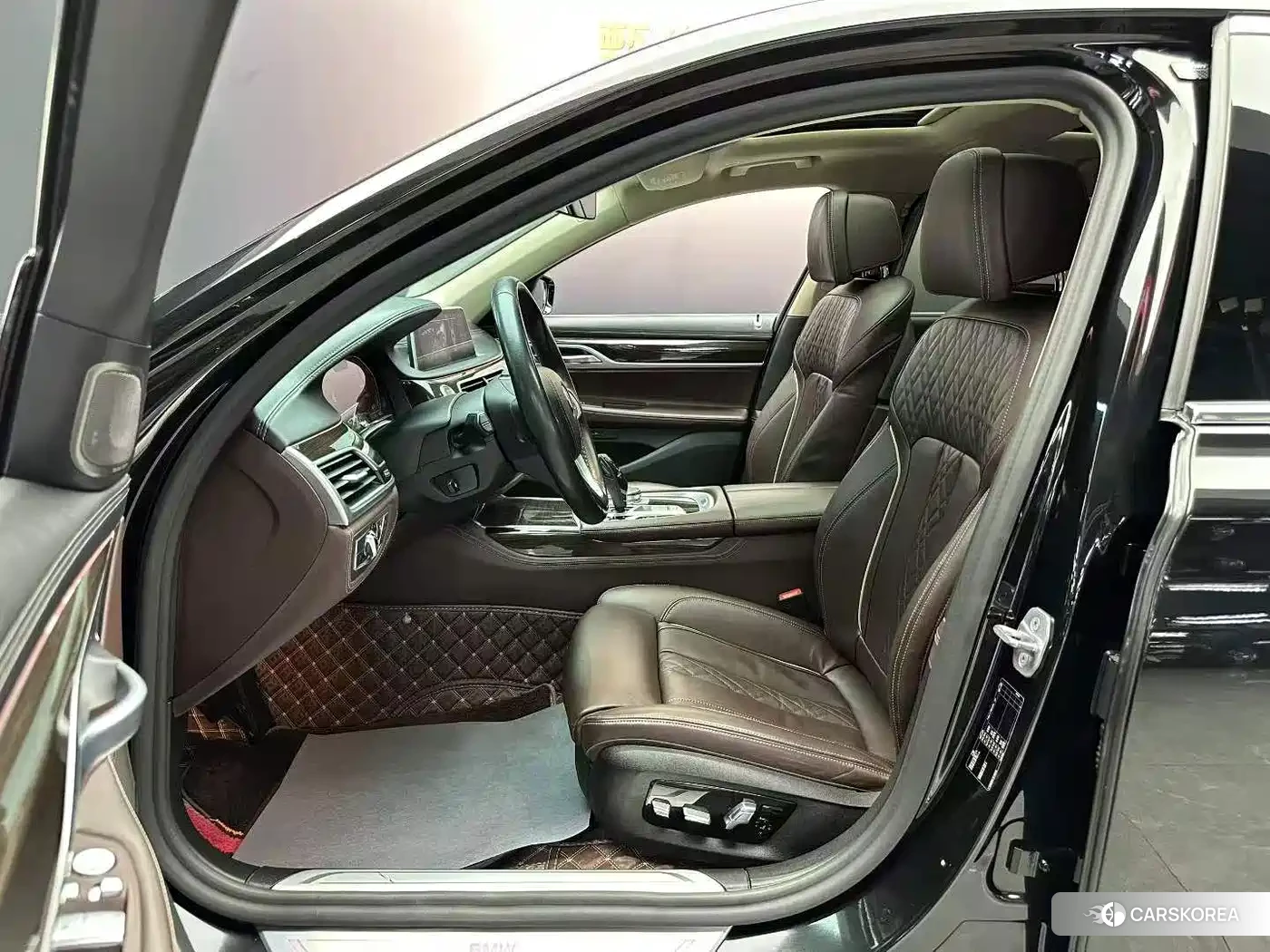 BMW 7 series 2021 Черный из Китая, фото 5