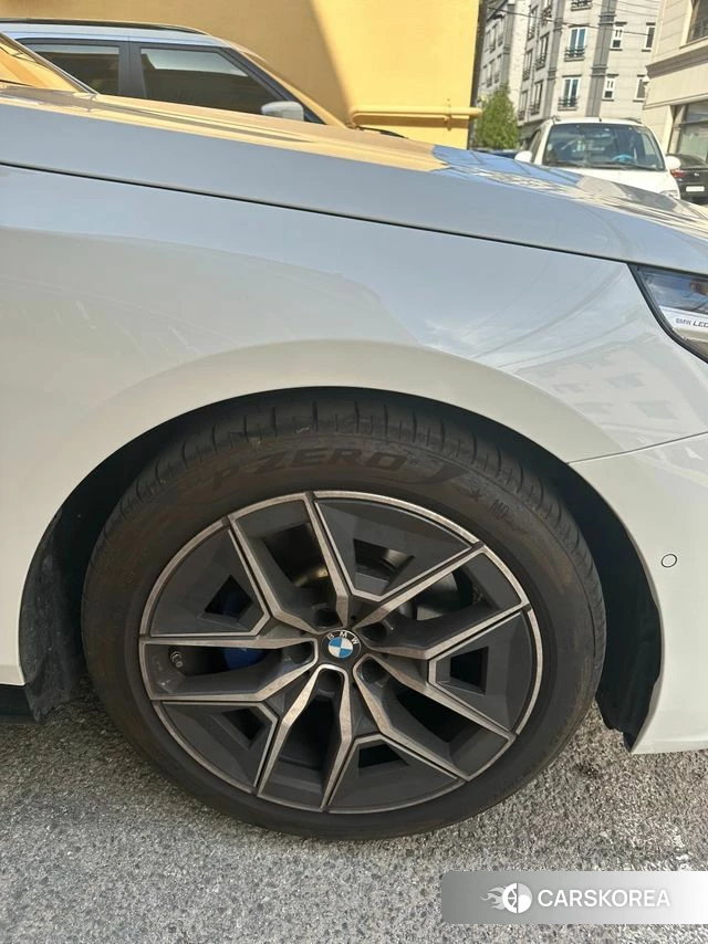 BMW 5 Series (G60) id 4222626 из Кореи 7