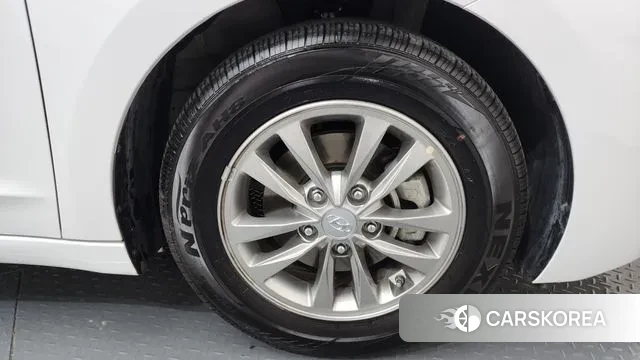 Hyundai The New Avante AD id 3439770 из Кореи 15