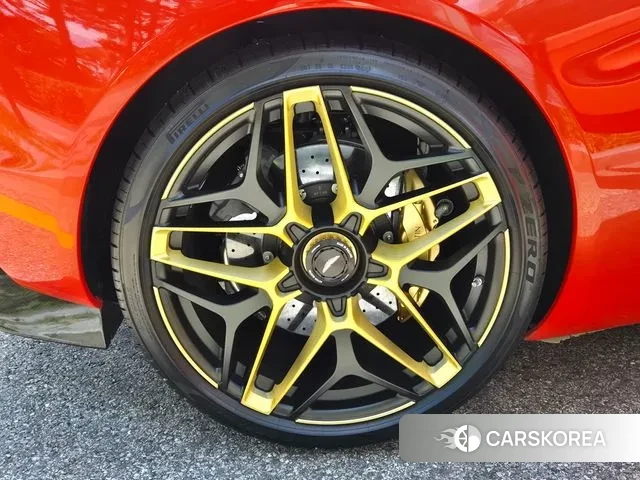 Aston Martin DBS id 2911839 из Кореи 15