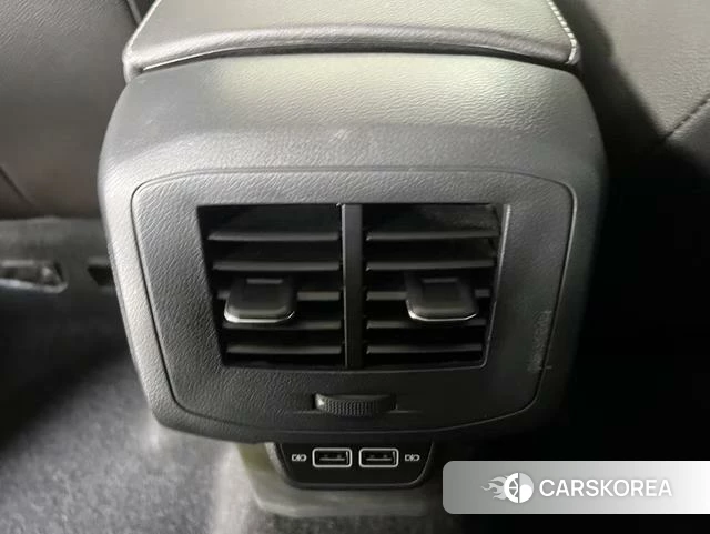 Volkswagen Exploring the shadow id 4290521 из Китая 17