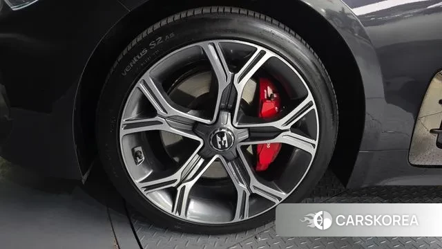 Kia Stinger id 3593170 из Кореи 15