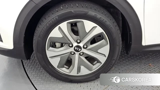 Kia Niro EV id 3270283 из Кореи 15