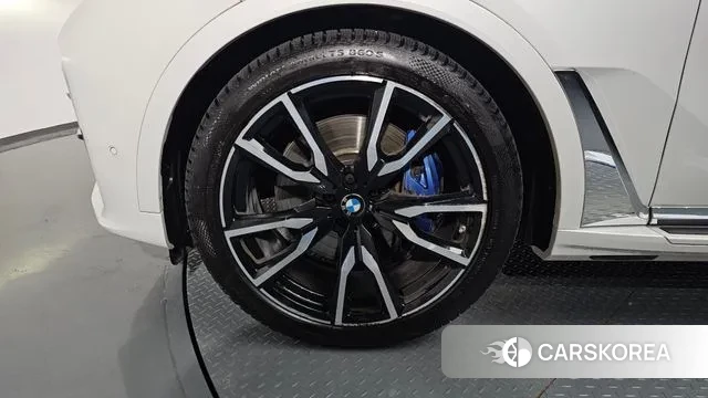 BMW X7 (G07) id 2994876 из Кореи 15