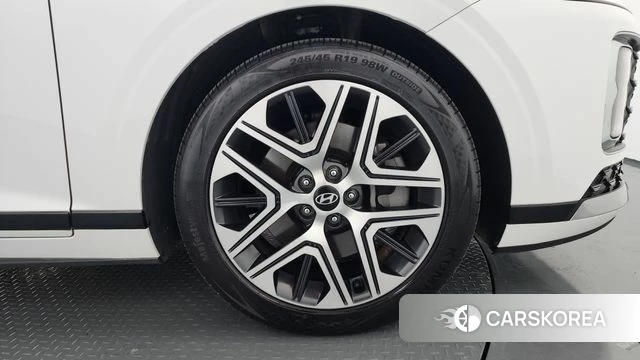 Hyundai Grandeur (GN7) id 3799003 из Кореи 15