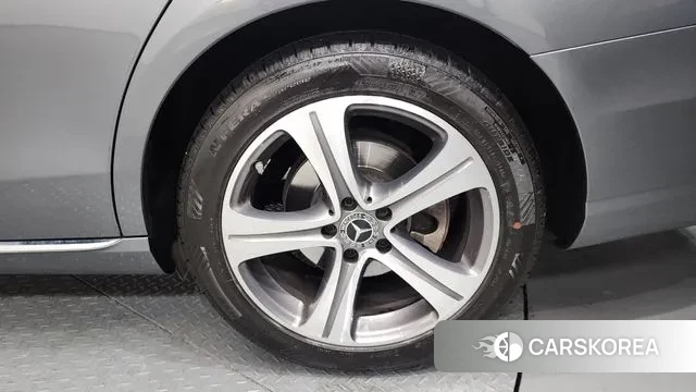 Mercedes-Benz E-Class W213 id 3656950 из Кореи 15