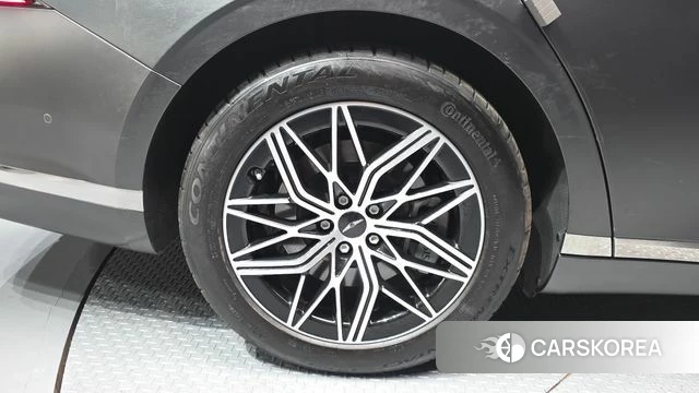 Genesis G90 (RS4) id 3859547 из Кореи 15
