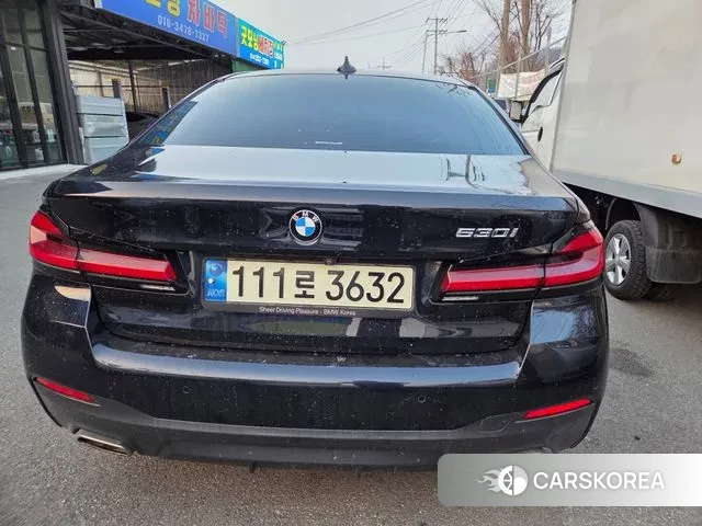 BMW 5 Series (G30) 2021 Синий из Кореи, фото 5