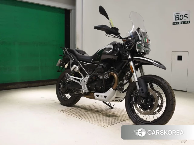 Проданный MOTO GUZZI V85 TT 2022 из Японии, фото 3