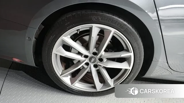 Audi A7 (4K) id 3023940 из Кореи 15