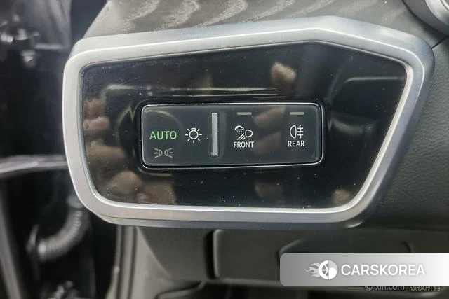 Audi A6L id 4257936 из Китая 19
