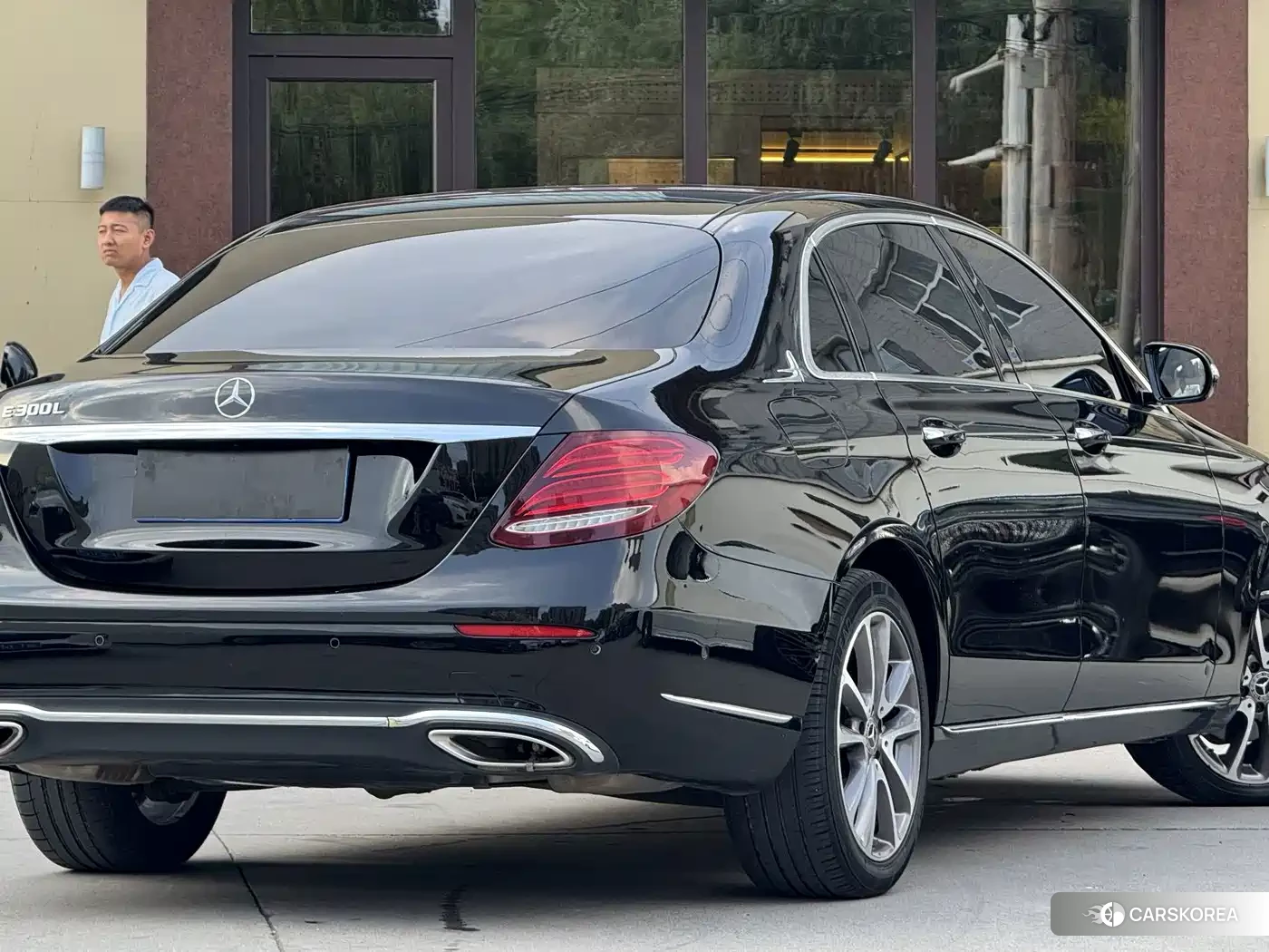 Mercedes-Benz E-Class id 4629453 из Китая 15
