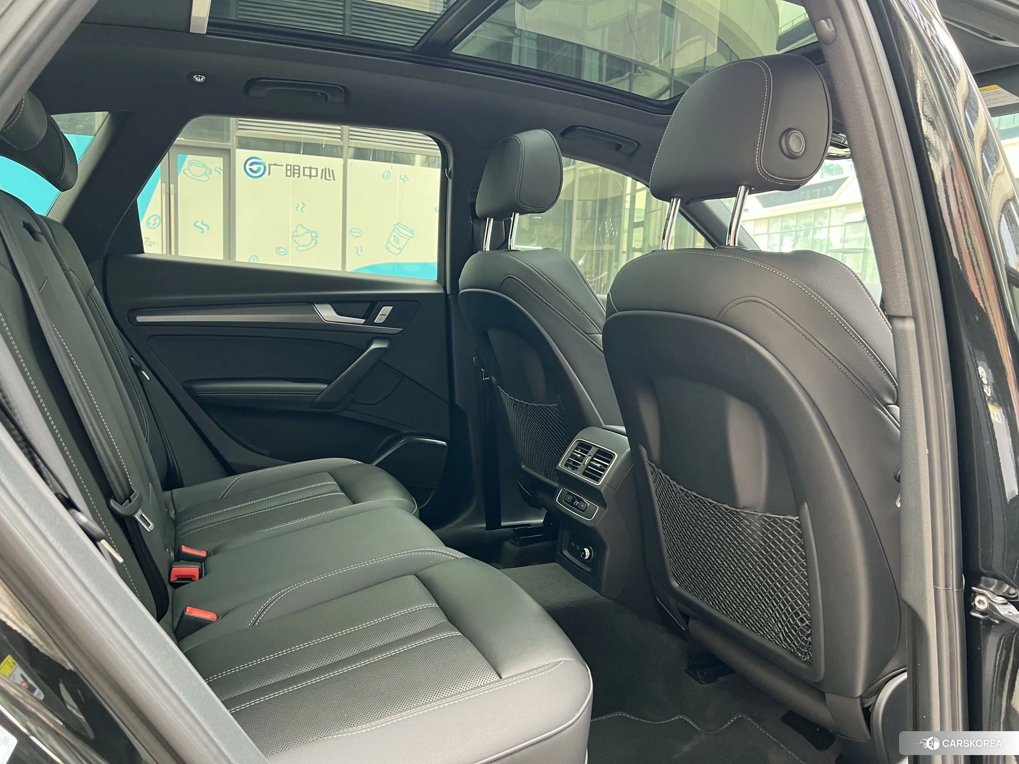 Audi Q5L id 4455099 из Китая 25