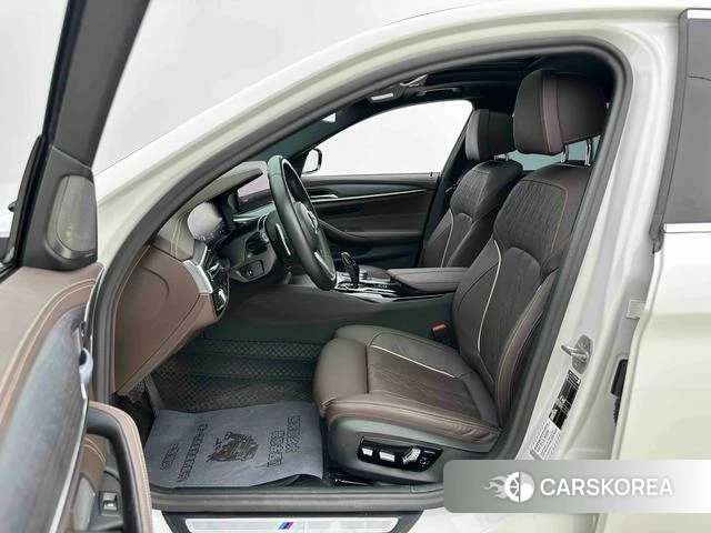 BMW 5 series 2023 Белый из Китая, фото 5
