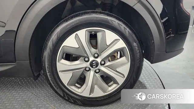 Kia Niro EV id 3713765 из Кореи 15