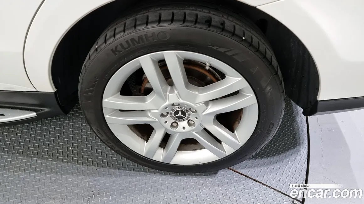 Mercedes-Benz GLE - Class W166 id 2054492 из Кореи 15