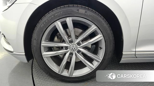 Volkswagen Passat GT (B8) id 4269453 из Кореи 35