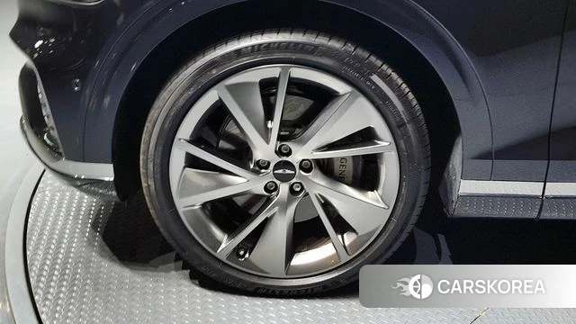 Genesis GV70 id 3891009 из Кореи 15