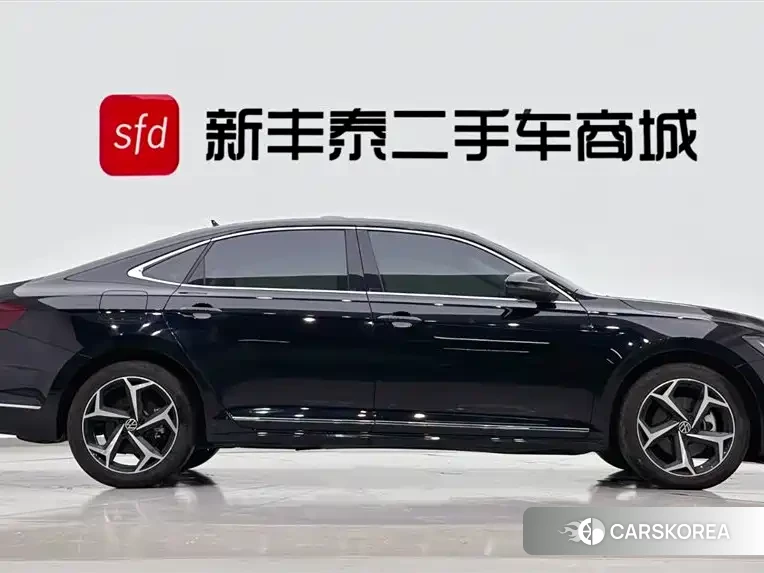Volkswagen Passat id 4577478 из Китая 27