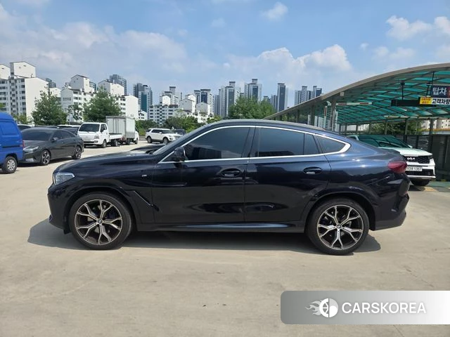 BMW X6 (G06) 2022 Черный из Кореи, фото 5