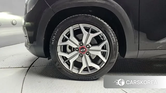 Kia Seltos id 3535718 из Кореи 15