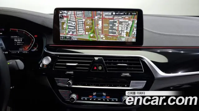 BMW 5 Series (G30) id 2639556 из Кореи 15