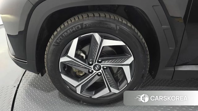 Hyundai Tucson (NX4) id 3897779 из Кореи 15