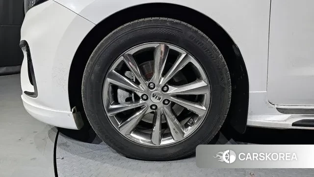 Kia The New Carnival id 3484725 из Кореи 15