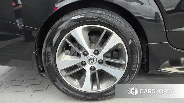Ssangyong Korando Turismo id 4737624 из Кореи 25
