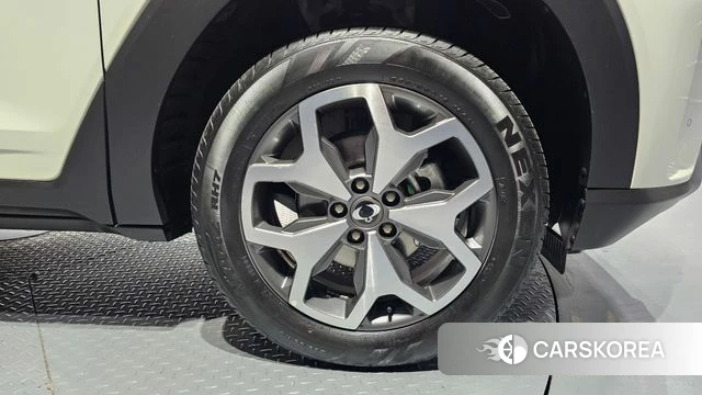 Ssangyong Torres id 4194390 из Кореи 15