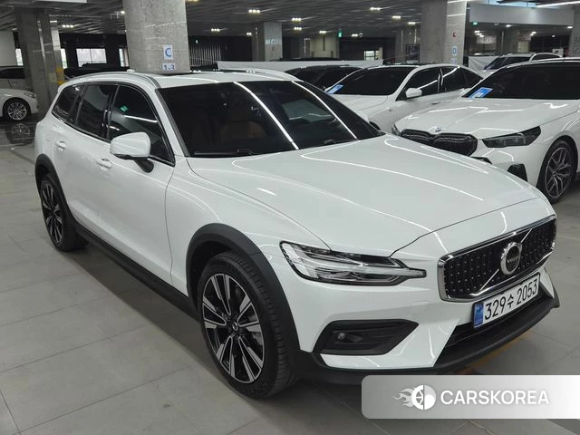 Volvo V60 Cross-Country 2nd Generation id 4599930 из Кореи 15