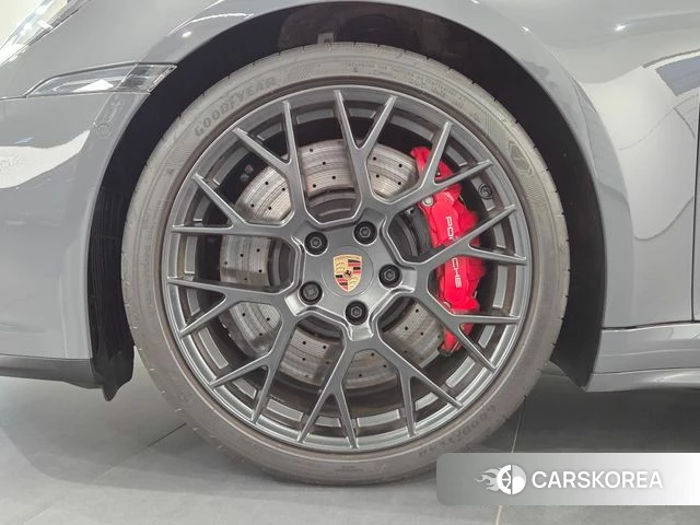 Porsche 911(992) id 4719581 из Кореи 15