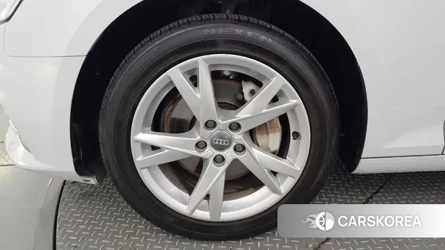 Audi A4 (B9) id 3055584 из Кореи 15