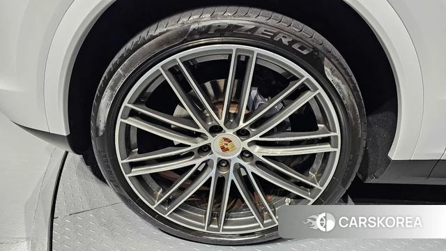 Porsche Cayenne (PO536) id 3800826 из Кореи 15