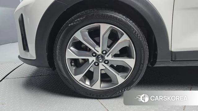 Kia Stonic id 4596493 из Кореи 15