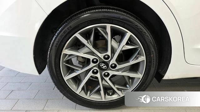 Hyundai The New Avante AD id 4403040 из Кореи 25