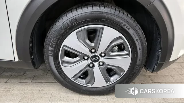 Kia Niro id 3598838 из Кореи 15