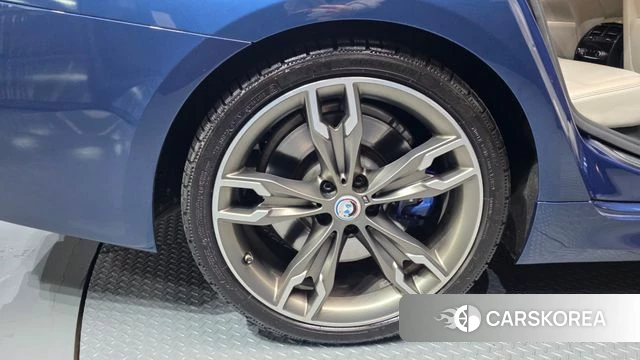 BMW 5 Series (G30) id 4187137 из Кореи 15