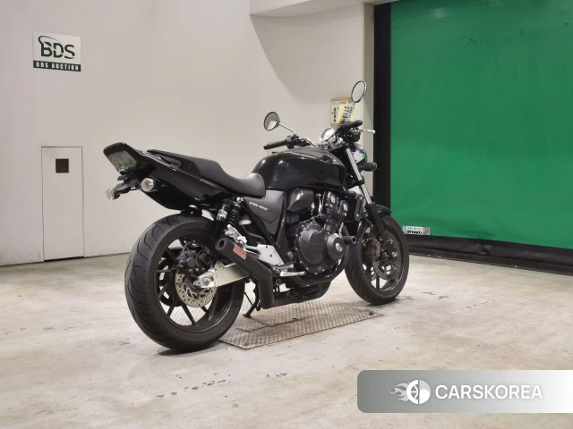 Проданный Honda CB400SF 2019 из Японии, фото 5