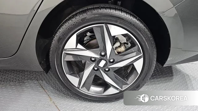 Hyundai Avante (CN7) id 3751864 из Кореи 15