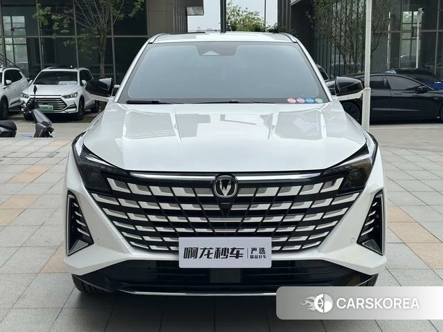 Chang'an UNI-Z id 4368406 из Китая 18