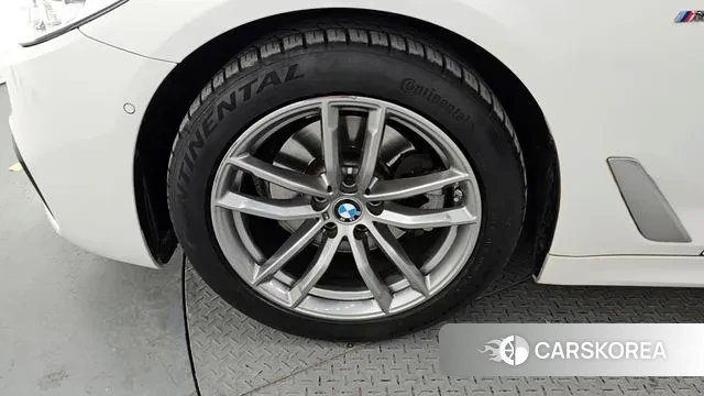 BMW 5 Series (G30) id 3541089 из Кореи 15