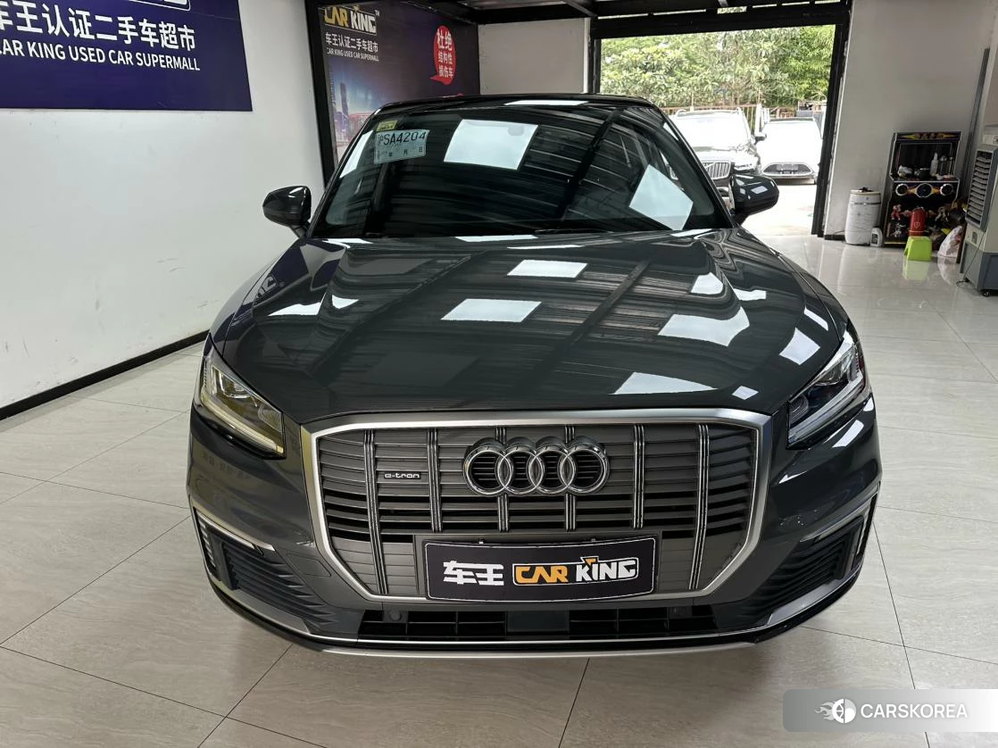 Audi Q2L id 4512432 из Китая 8