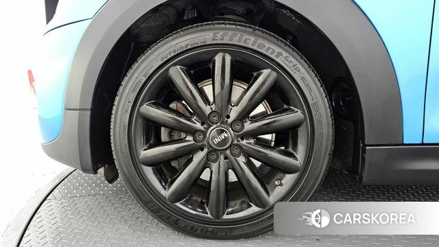 Mini Cooper S id 4430407 из Кореи 25